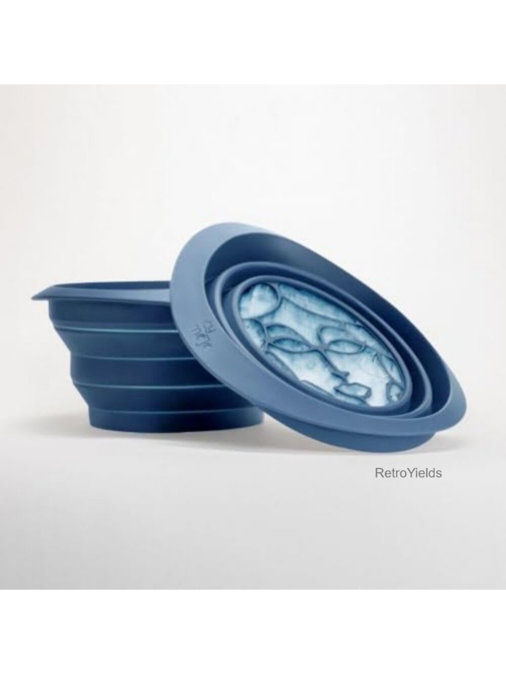 Collapsible Silicone Ice Facial Bowl with Built-In Ice Tray Cold Plunge